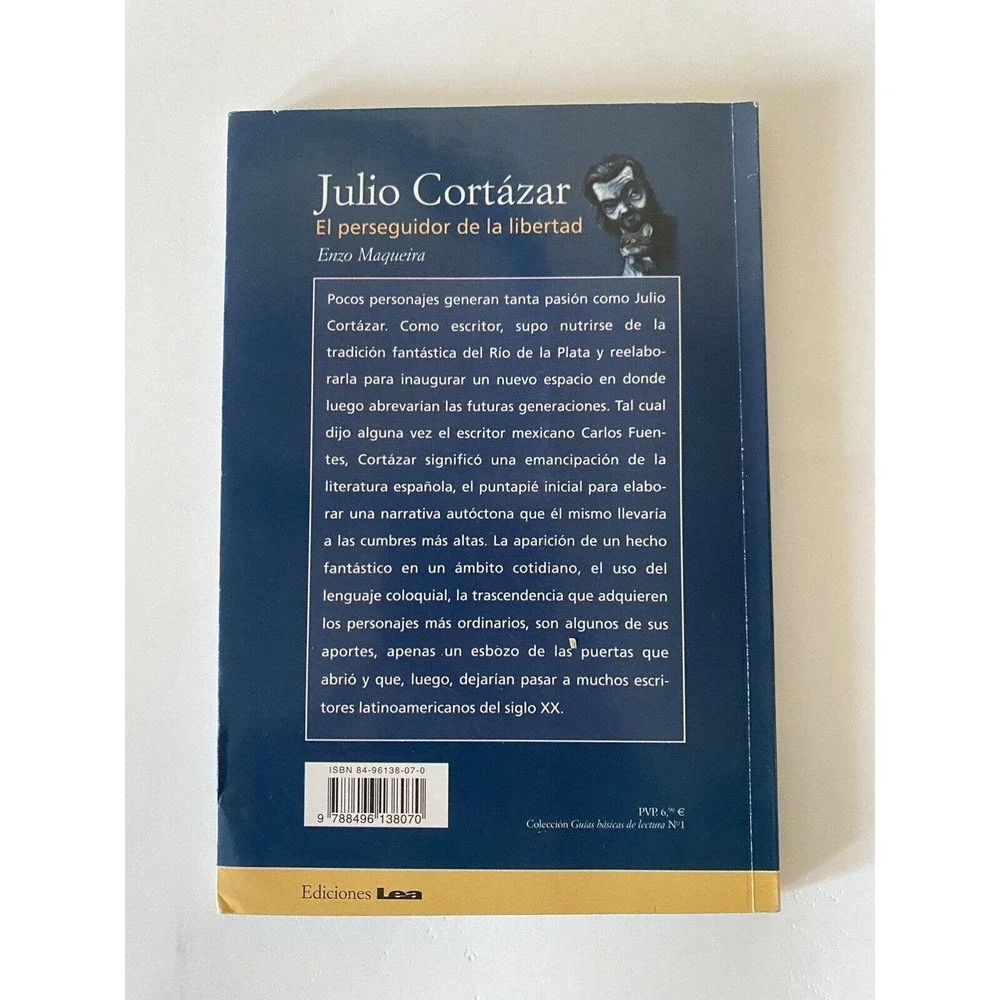 Julio Cortazar: El Perseguidor De La Libertad Softcover - Picture 2 of 2